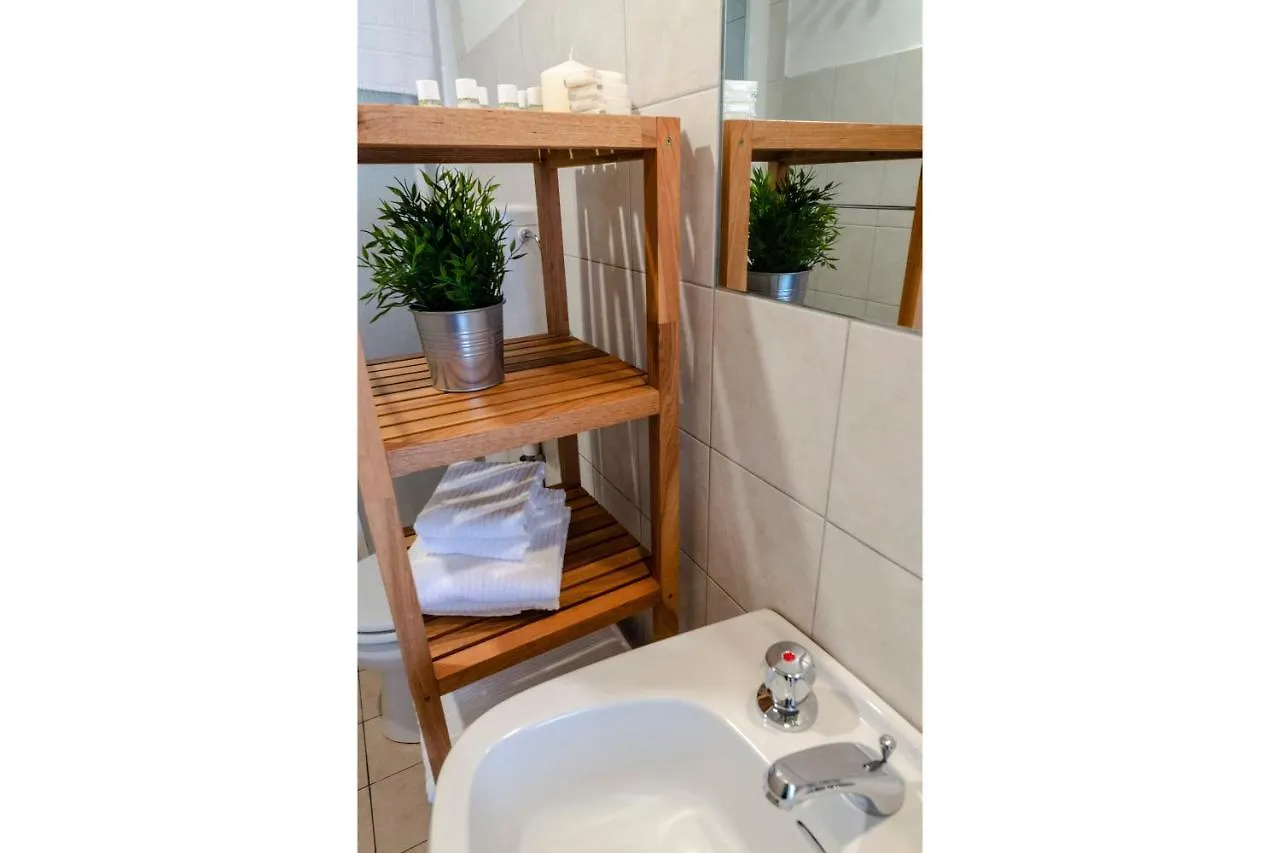 Joivy Perfectly Located Apt Next To Beach, In Monterosso Apartment Monterosso al Mare 0*,  Italy